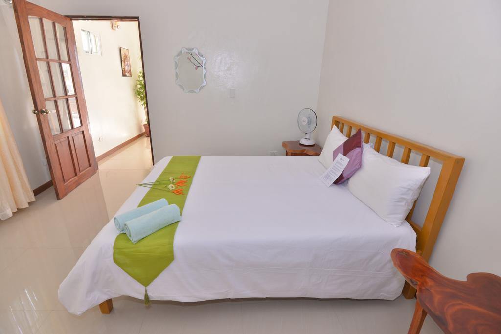 Lanas Beach Resort Romblon Island ห้อง รูปภาพ