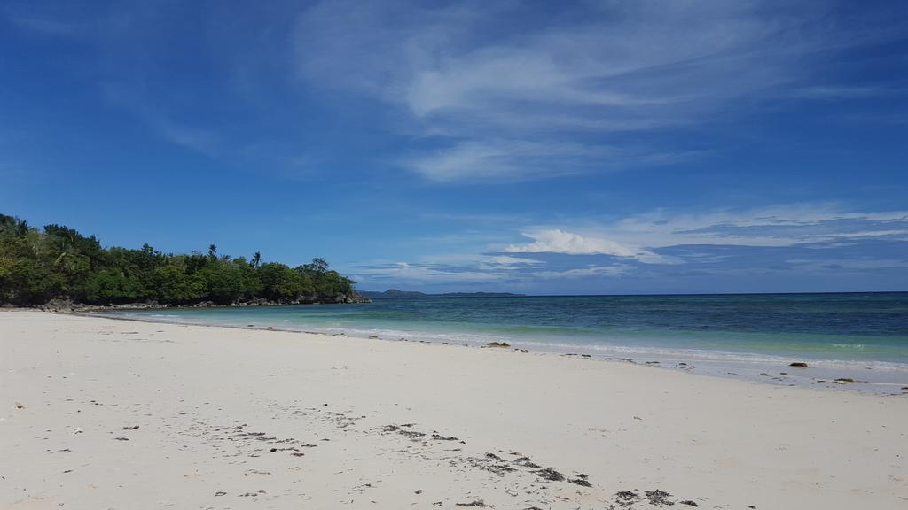 Lanas Beach Resort Romblon Island ภายนอก รูปภาพ