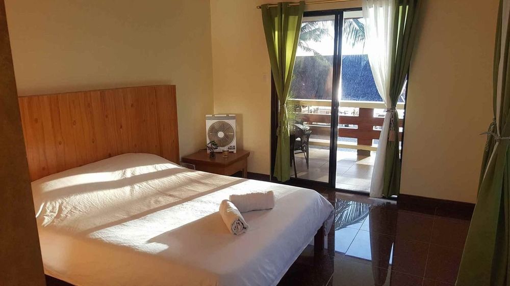 Lanas Beach Resort Romblon Island ภายนอก รูปภาพ