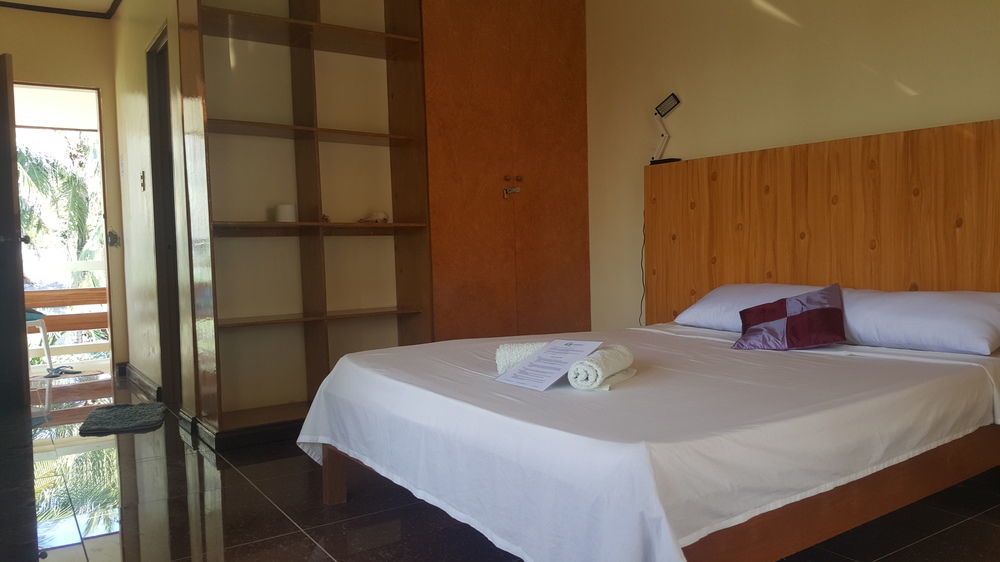 Lanas Beach Resort Romblon Island ภายนอก รูปภาพ